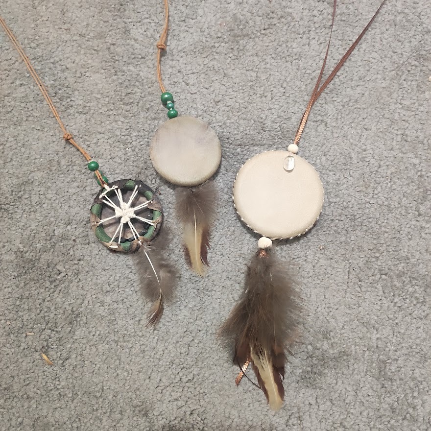 Mini tambour, Bijoux Hochet-chamanique